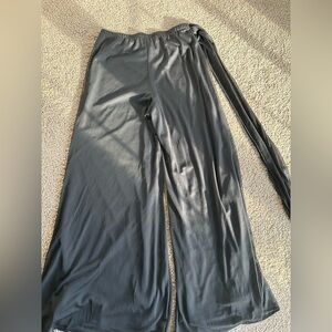 Black Wide-Leg Flowy Pants